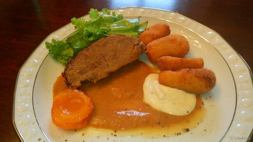 Rindsbraten mit Wurzelsauce