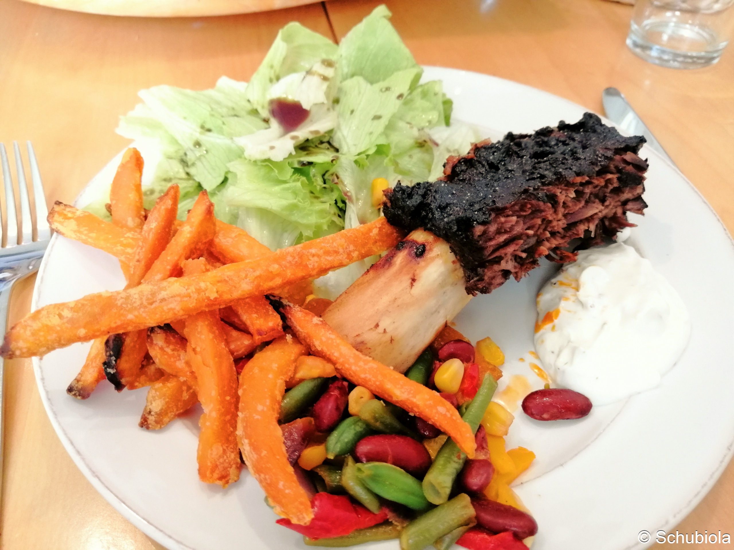 Beef Back Ribs mit würziger Marinade