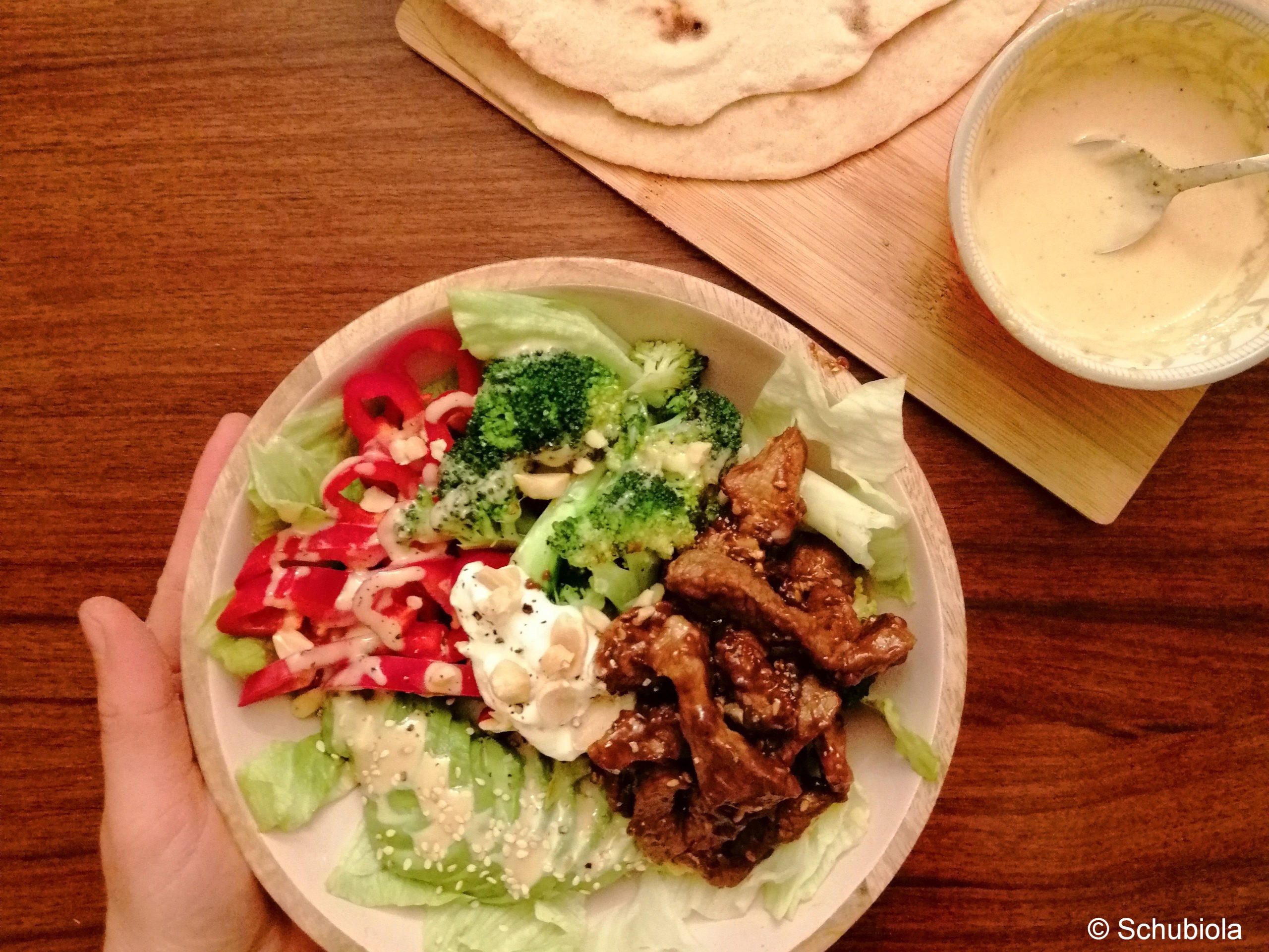Koreanische BBQ-Steak Bowl
